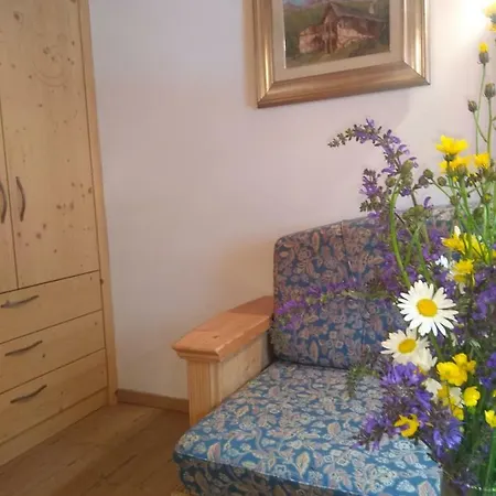 Cianbolpin Frühstückspension Canazei