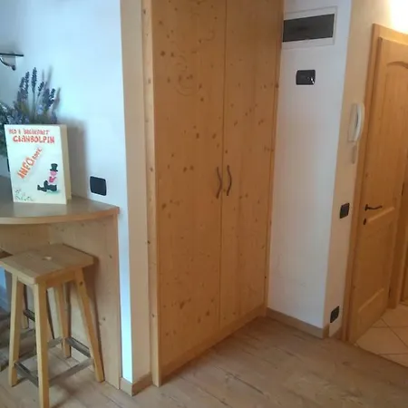 Oda ve Kahvaltı Cianbolpin Canazei